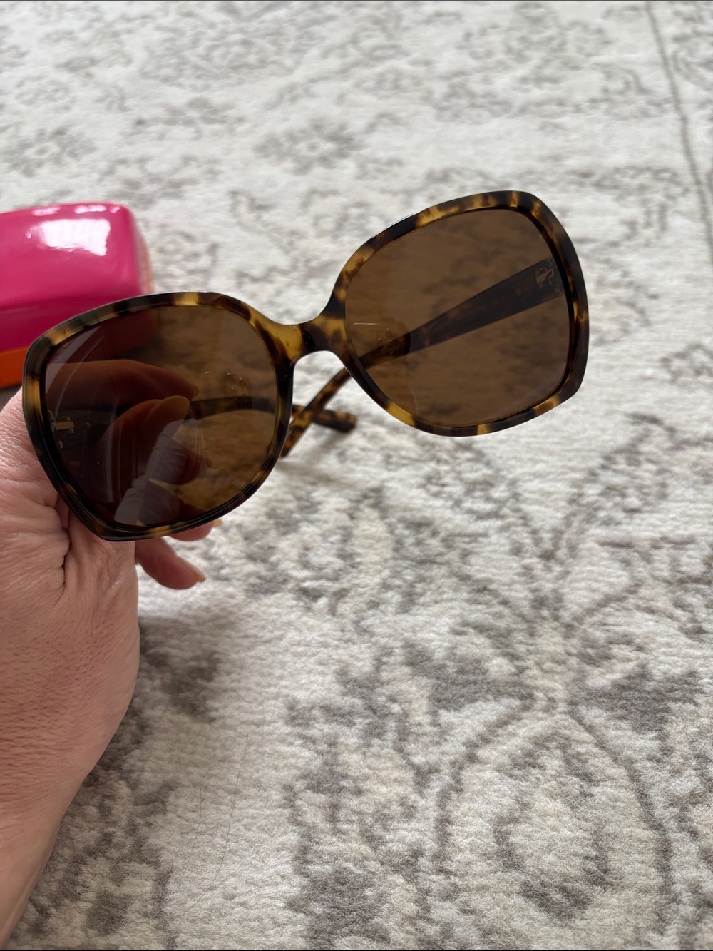 kate spade Tortoise Pattern Oversized Square Sunglasses - polarized Brown Lenses - Picture 8 of 8